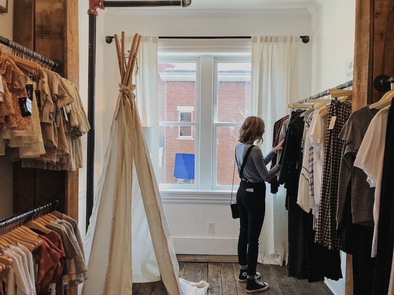 Unleashing Your Style: How Fashion Can Empower Your Confidence